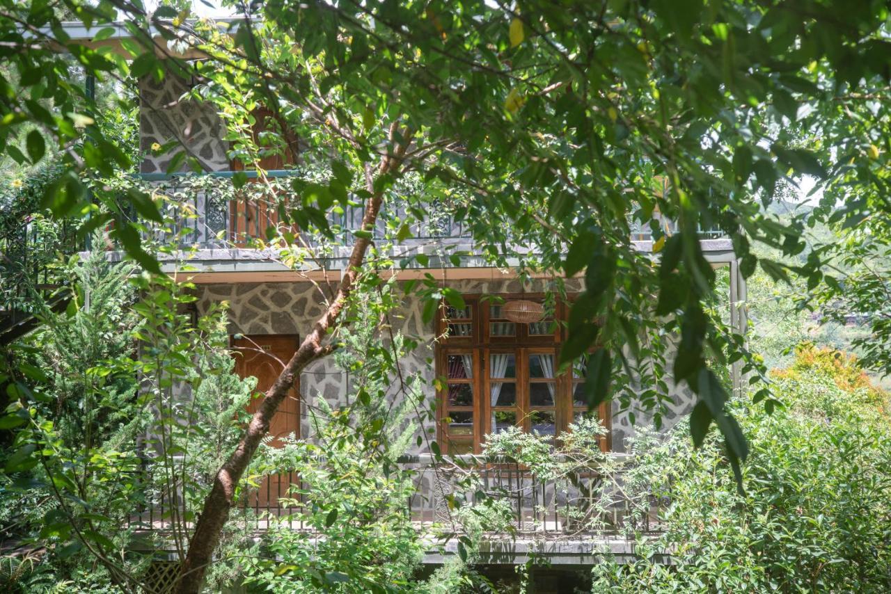 Zen Cafe Lakeside Далат Экстерьер фото